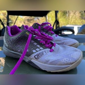 Purple/black nano Reebok 5.0 size 9 women’s. Smoke free home